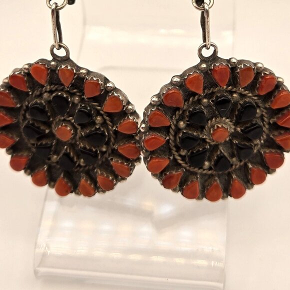 Zuni Coral and Jet Cluster Earrings - Picture 2 of 7